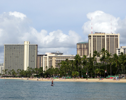Waikiki Beach Hotels: Hilton Hawaiian Village Waikiki Beach Resort