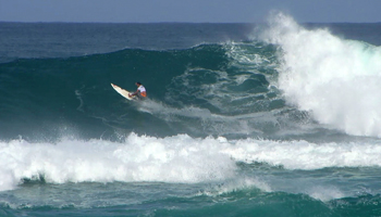 Pancho Sullivan Surfing in Hawaii at the Vans World Cup of Surfing, Sunset Beach, Oahu