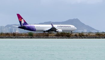 Cheapest Flights to Hawaii: Hawaiian Airlines Jet in Front of Diamond Head Crater