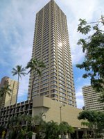 Northwest Waikiki Hotels: Maile Sky Court