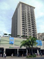 Central Waikiki Hotels: Holiday Inn Resort Waikiki Beachcomber