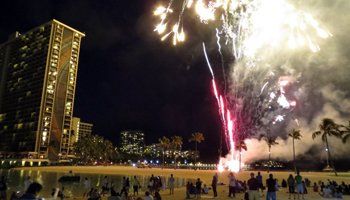 Waikiki Fireworks1 at Hilton Lagoon