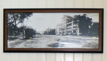 Hawaii Memorabilia: Moana Surf Rider Hotel