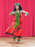 Honolulu Entertainment: Hula Kahiko During Free Hula Show at Ala Moana Shopping Center