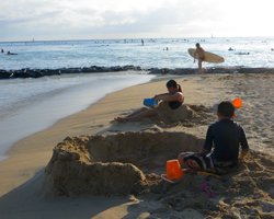 South Shore Oahu Sand Play