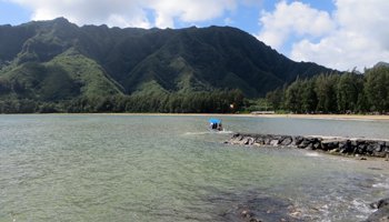 Kahana Bay Beach Park, East Shore Oahu