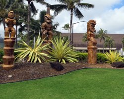 Oahu Scenic Drive: Polynesian Cultural Center